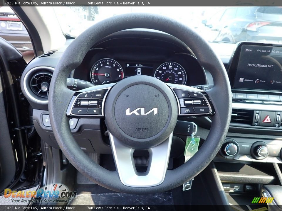 2023 Kia Forte LXS Aurora Black / Black Photo #19