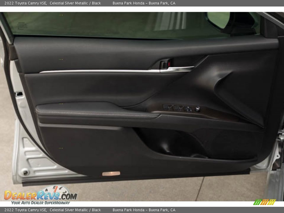 2022 Toyota Camry XSE Celestial Silver Metallic / Black Photo #30