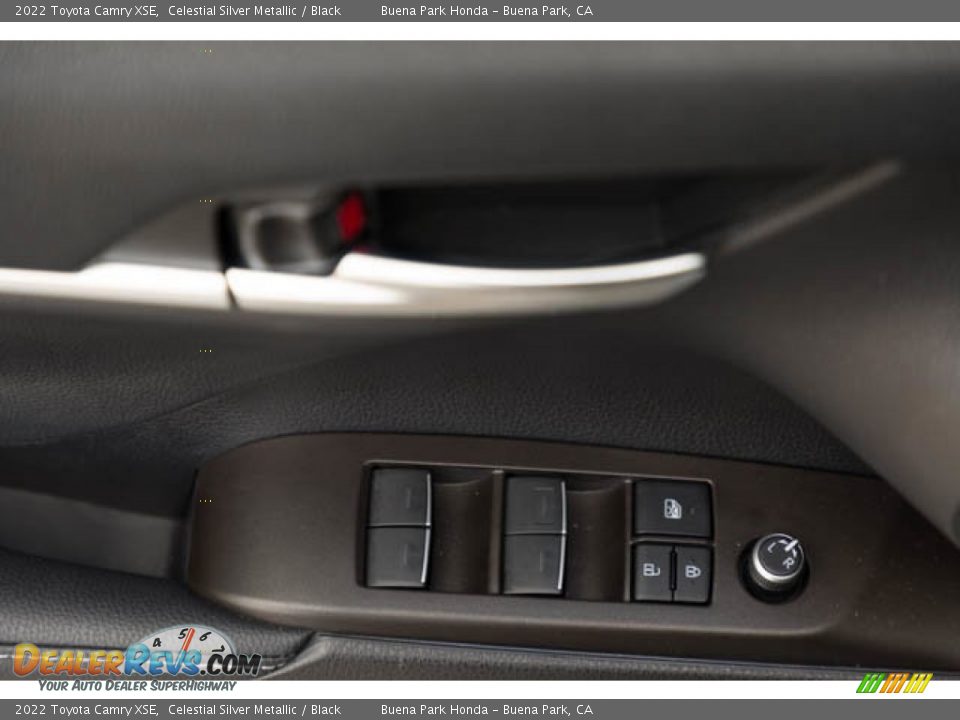 2022 Toyota Camry XSE Celestial Silver Metallic / Black Photo #31