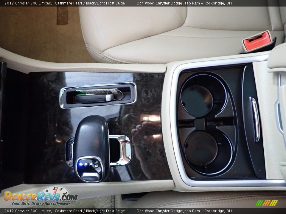 2012 Chrysler 300 Limited Cashmere Pearl / Black/Light Frost Beige Photo #23