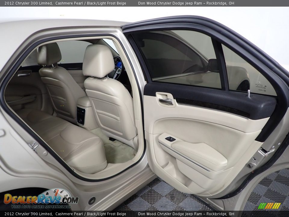 2012 Chrysler 300 Limited Cashmere Pearl / Black/Light Frost Beige Photo #32