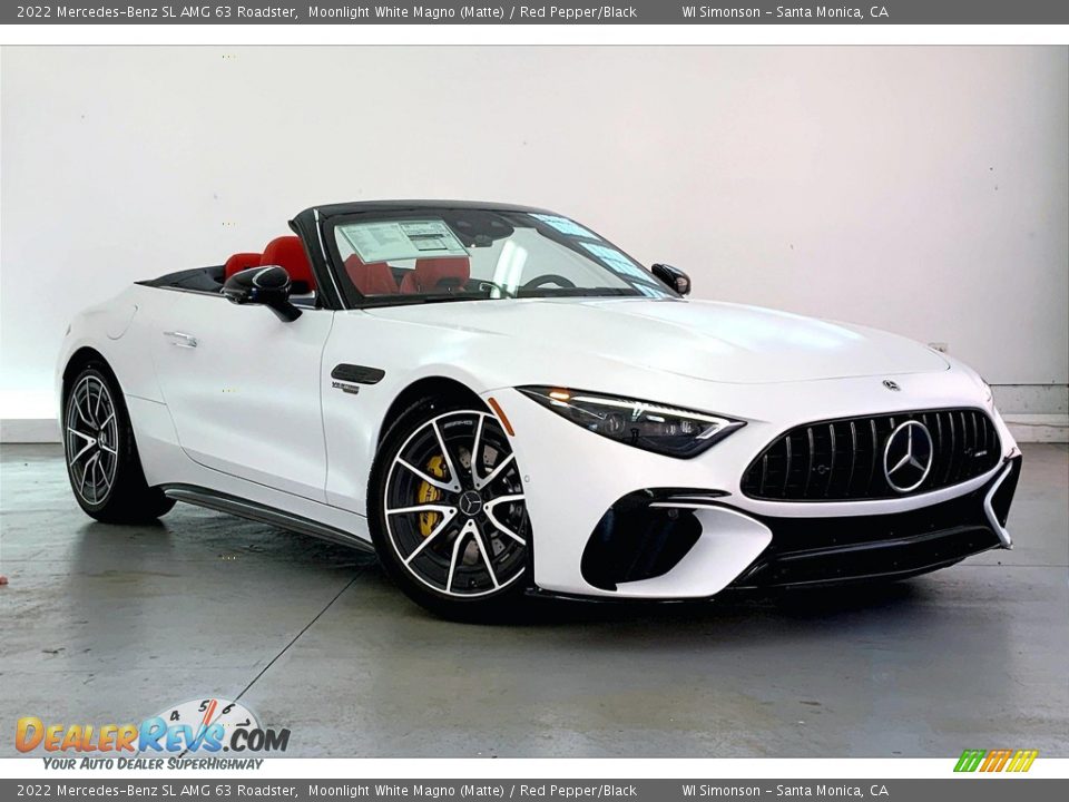 Front 3/4 View of 2022 Mercedes-Benz SL AMG 63 Roadster Photo #12