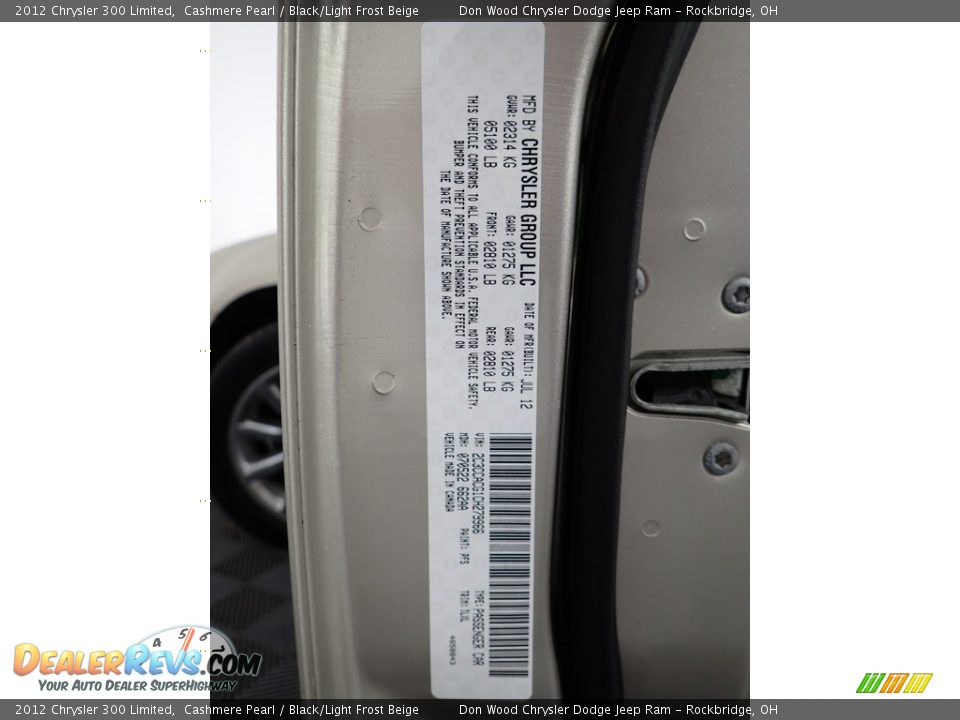 2012 Chrysler 300 Limited Cashmere Pearl / Black/Light Frost Beige Photo #36