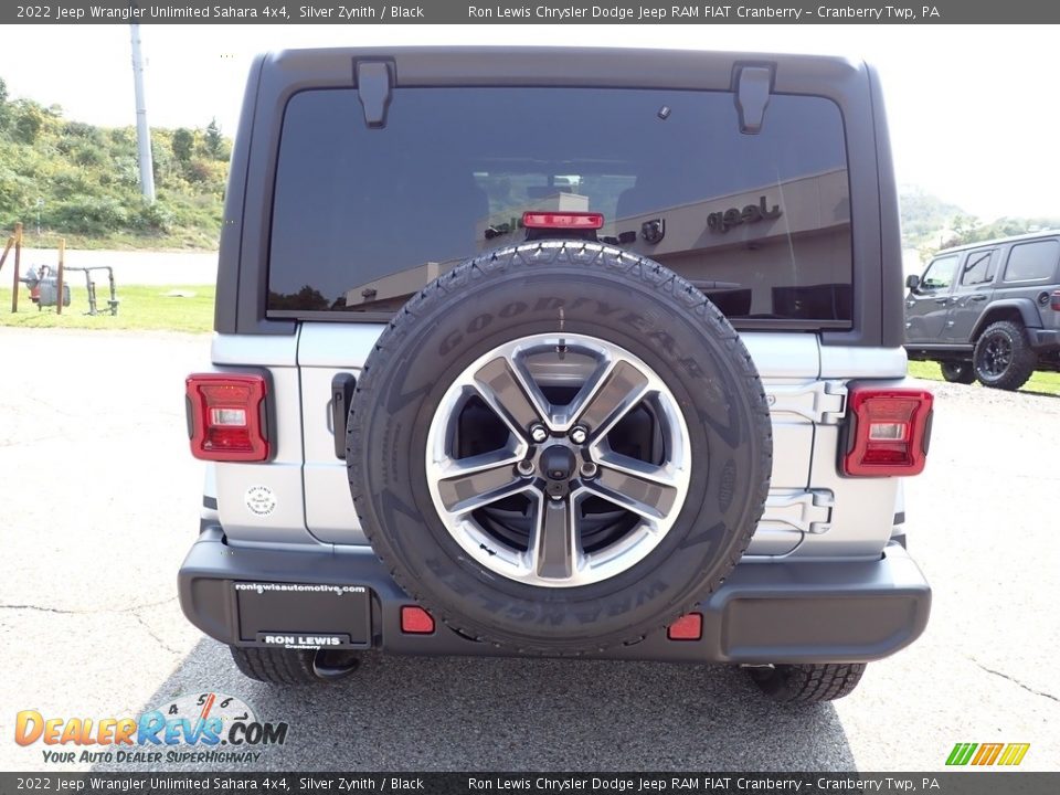 2022 Jeep Wrangler Unlimited Sahara 4x4 Silver Zynith / Black Photo #4