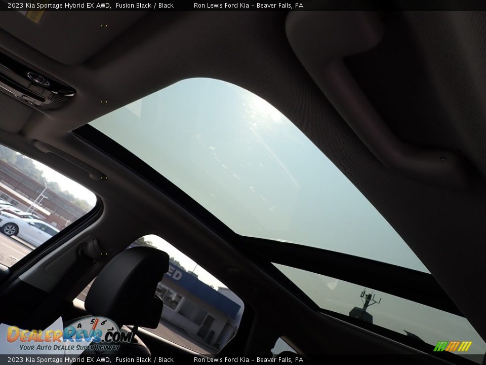 2023 Kia Sportage Hybrid EX AWD Fusion Black / Black Photo #18