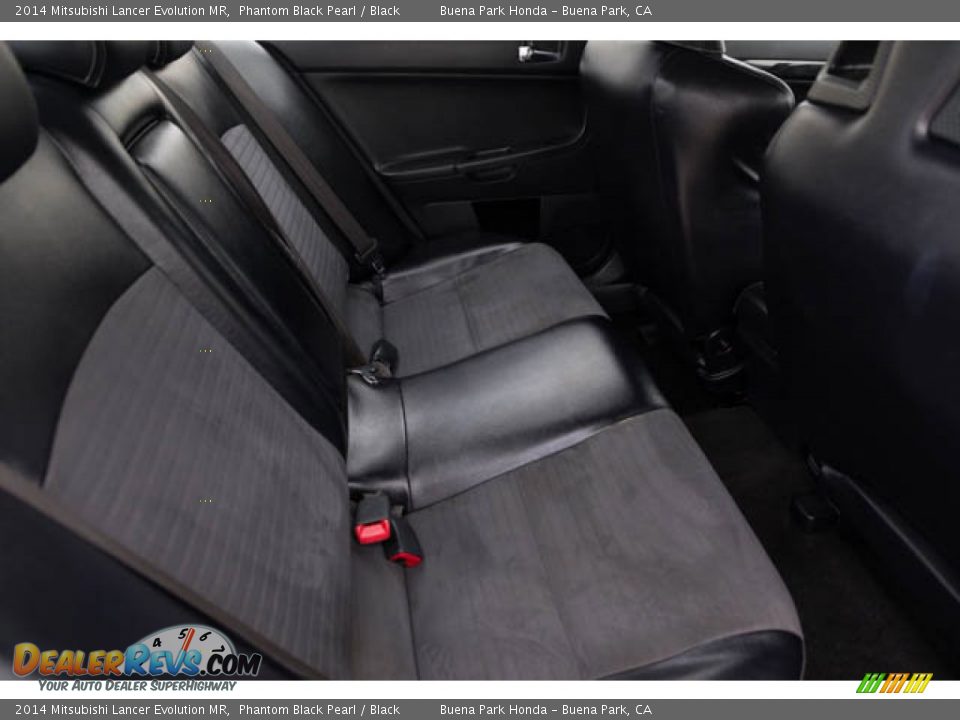 Rear Seat of 2014 Mitsubishi Lancer Evolution MR Photo #17