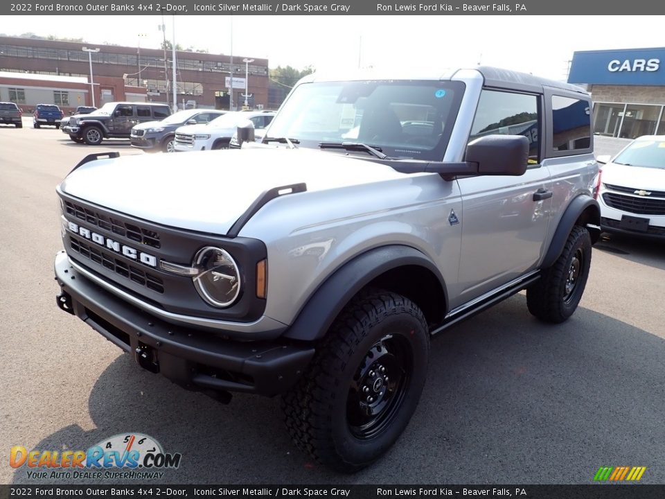 2022 Ford Bronco Outer Banks 4x4 2-Door Iconic Silver Metallic / Dark Space Gray Photo #4