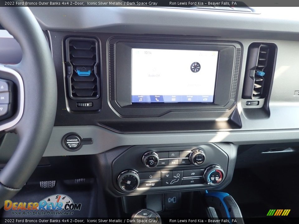 Controls of 2022 Ford Bronco Outer Banks 4x4 2-Door Photo #16