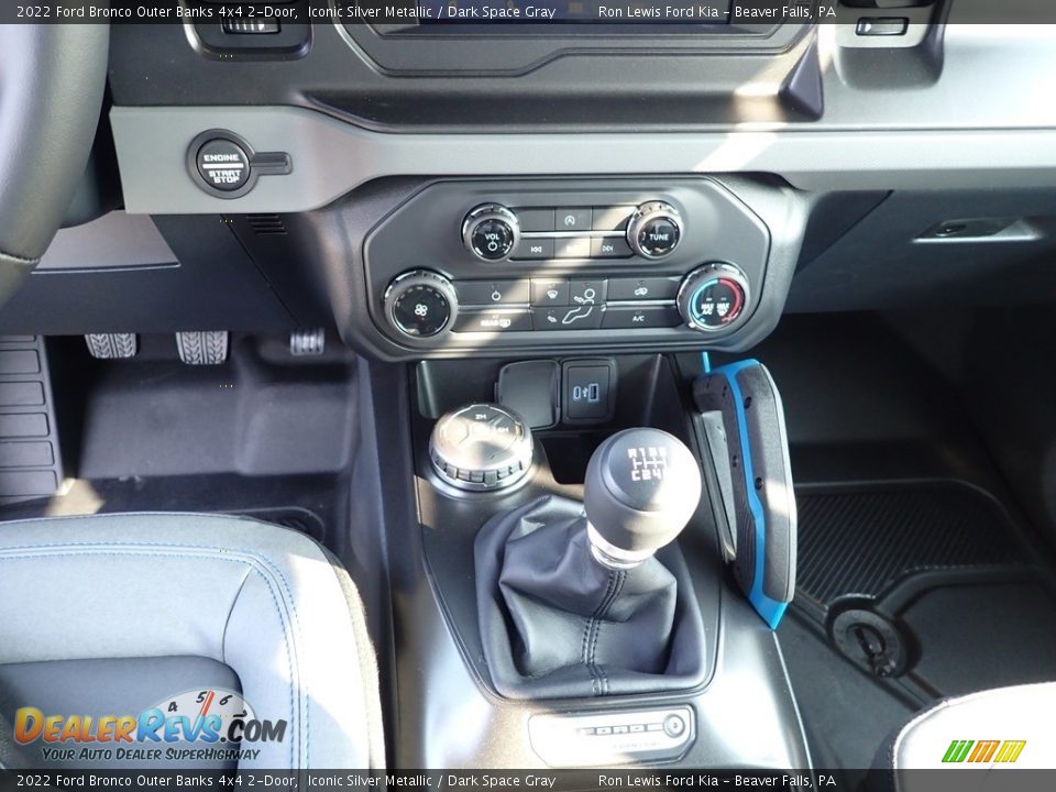 2022 Ford Bronco Outer Banks 4x4 2-Door Shifter Photo #19