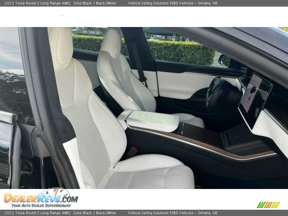 Front Seat of 2021 Tesla Model S Long Range AWD Photo #12