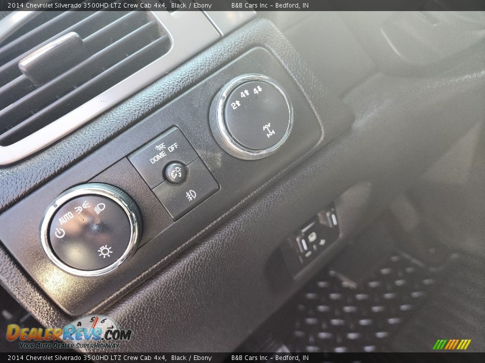 2014 Chevrolet Silverado 3500HD LTZ Crew Cab 4x4 Black / Ebony Photo #17