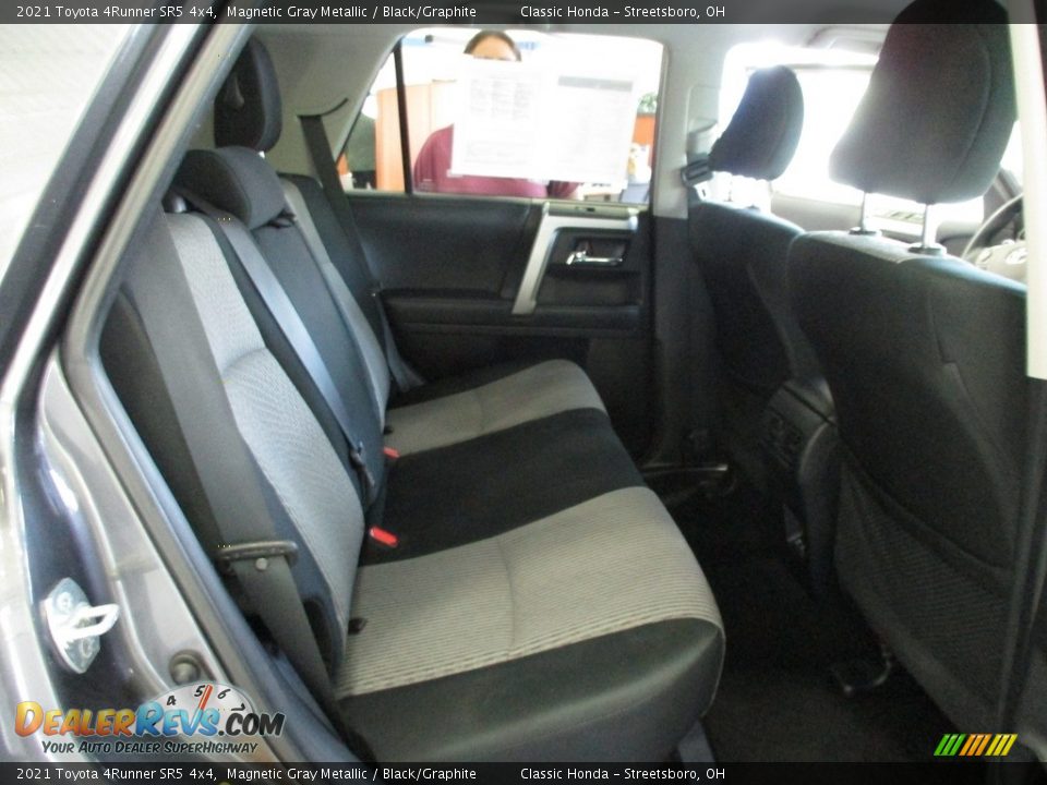 2021 Toyota 4Runner SR5 4x4 Magnetic Gray Metallic / Black/Graphite Photo #19