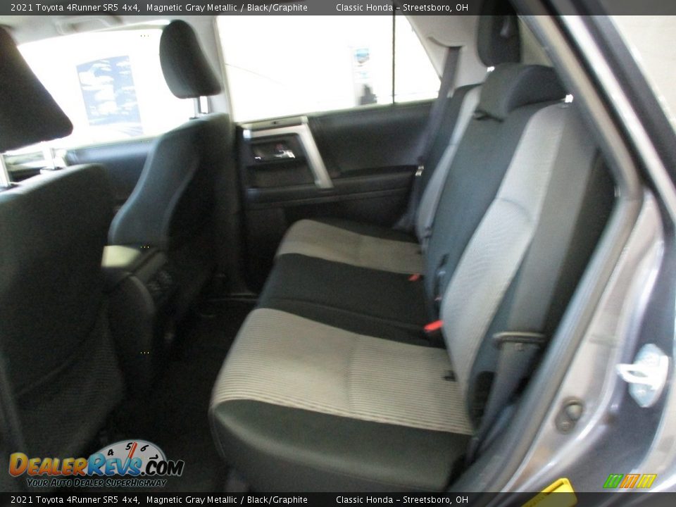 2021 Toyota 4Runner SR5 4x4 Magnetic Gray Metallic / Black/Graphite Photo #24