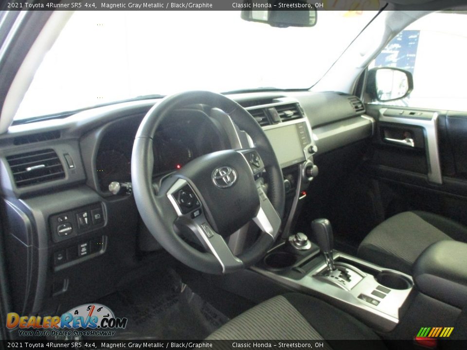 2021 Toyota 4Runner SR5 4x4 Magnetic Gray Metallic / Black/Graphite Photo #26