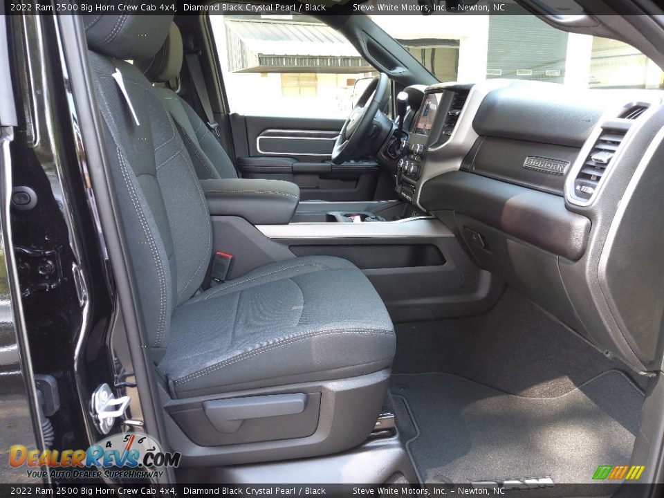 2022 Ram 2500 Big Horn Crew Cab 4x4 Diamond Black Crystal Pearl / Black Photo #18
