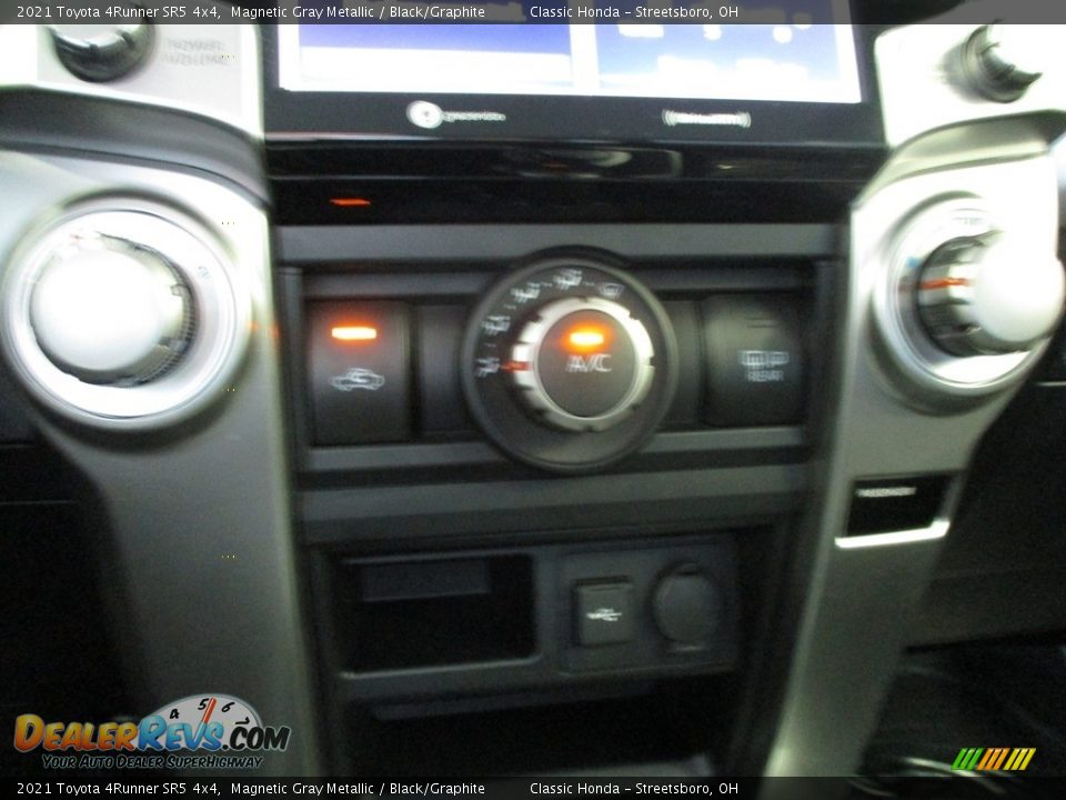 2021 Toyota 4Runner SR5 4x4 Magnetic Gray Metallic / Black/Graphite Photo #35