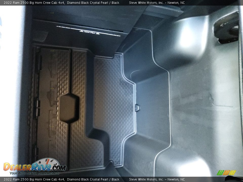 2022 Ram 2500 Big Horn Crew Cab 4x4 Diamond Black Crystal Pearl / Black Photo #30