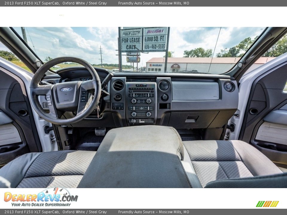 2013 Ford F150 XLT SuperCab Oxford White / Steel Gray Photo #26