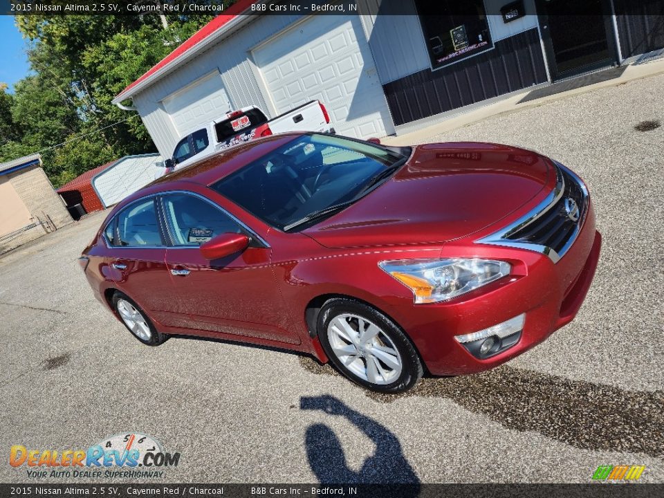 2015 Nissan Altima 2.5 SV Cayenne Red / Charcoal Photo #2