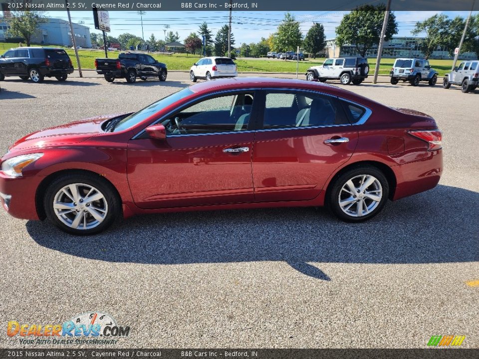 2015 Nissan Altima 2.5 SV Cayenne Red / Charcoal Photo #5