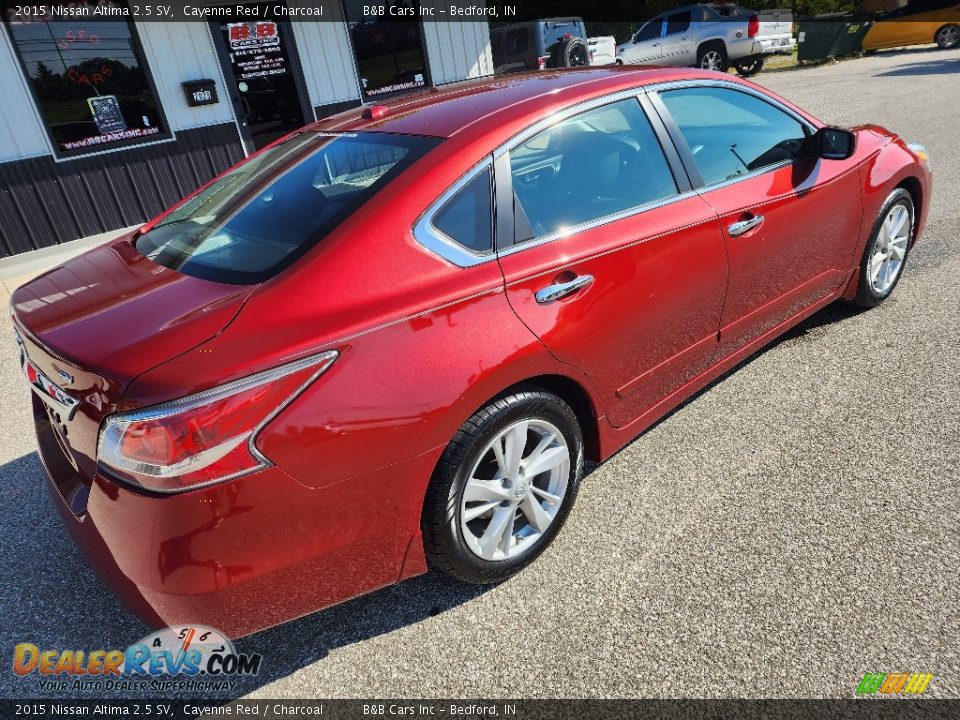 2015 Nissan Altima 2.5 SV Cayenne Red / Charcoal Photo #8