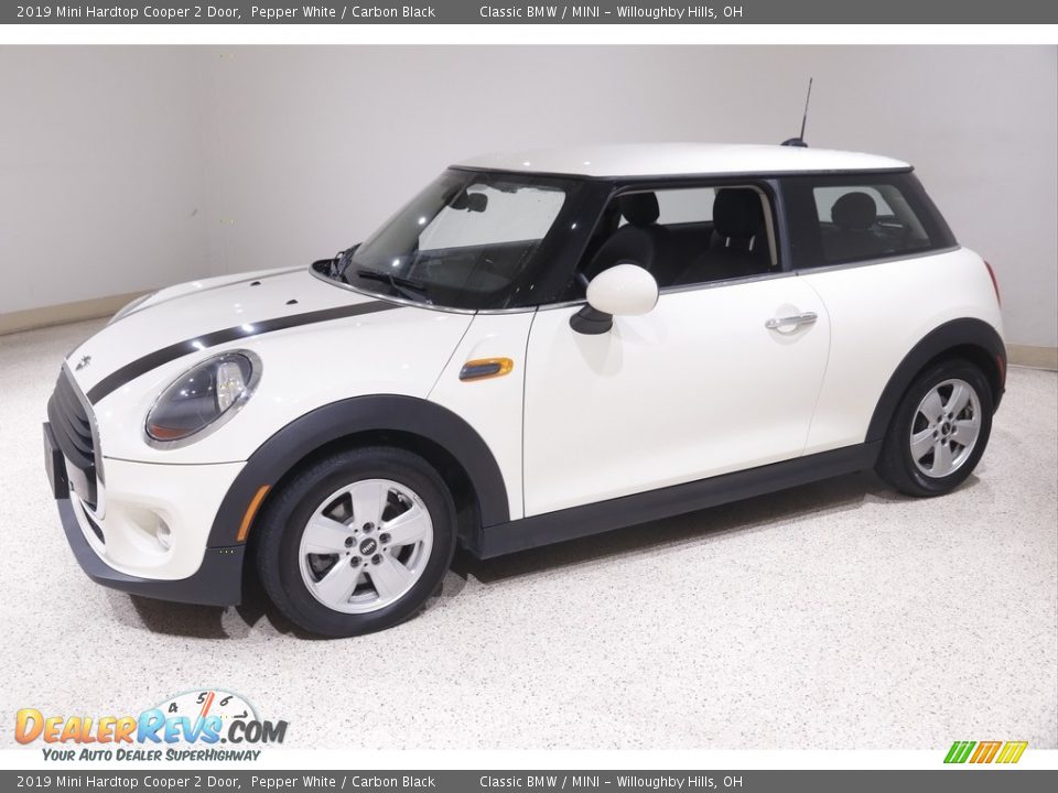 2019 Mini Hardtop Cooper 2 Door Pepper White / Carbon Black Photo #3