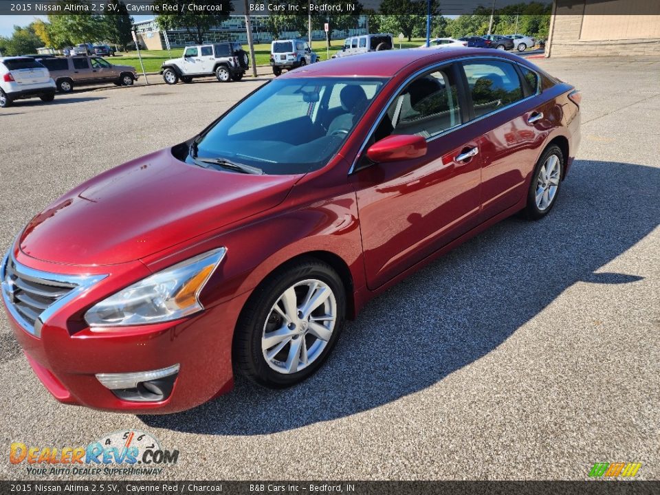 2015 Nissan Altima 2.5 SV Cayenne Red / Charcoal Photo #29