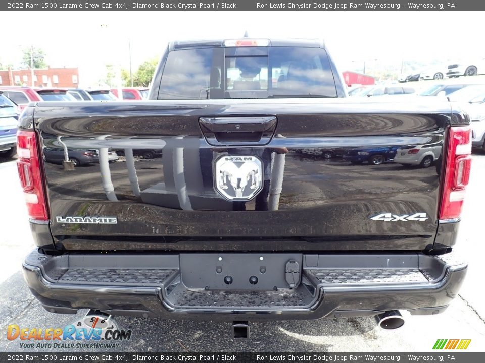 2022 Ram 1500 Laramie Crew Cab 4x4 Diamond Black Crystal Pearl / Black Photo #4