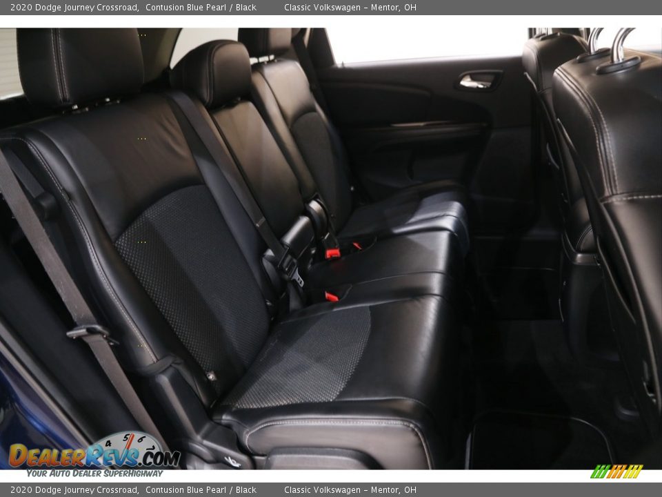 2020 Dodge Journey Crossroad Contusion Blue Pearl / Black Photo #17