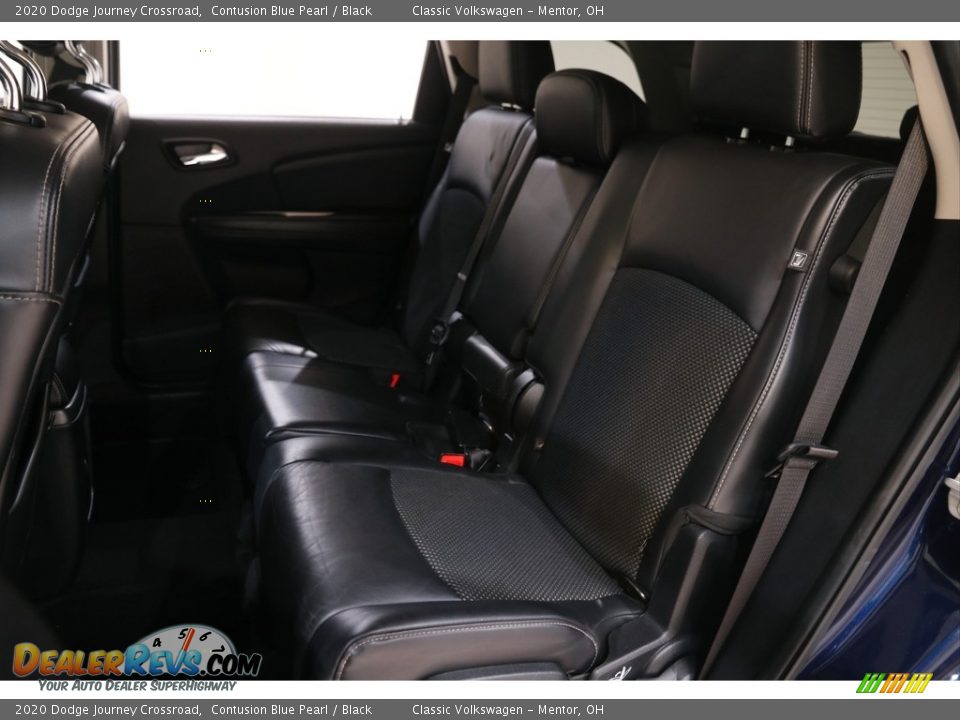 2020 Dodge Journey Crossroad Contusion Blue Pearl / Black Photo #18