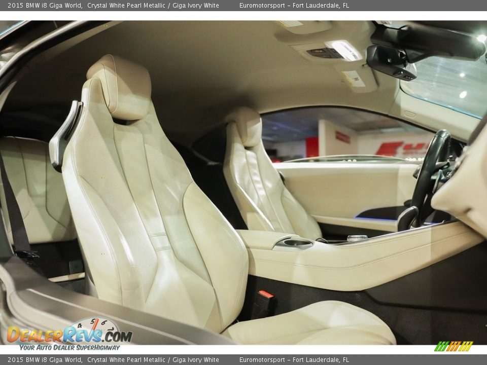 2015 BMW i8 Giga World Crystal White Pearl Metallic / Giga Ivory White Photo #3