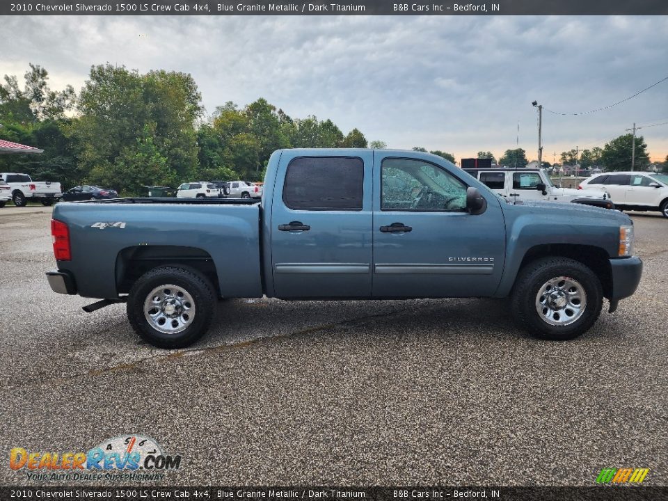 2010 Chevrolet Silverado 1500 LS Crew Cab 4x4 Blue Granite Metallic / Dark Titanium Photo #1