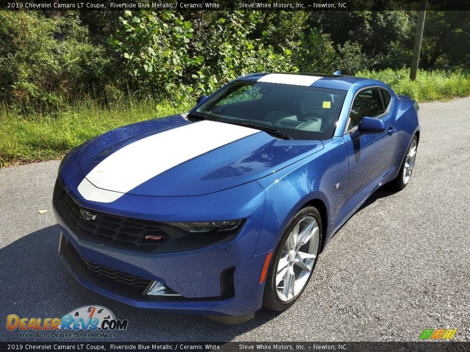 2019 Chevrolet Camaro LT Coupe Riverside Blue Metallic / Ceramic White Photo #2