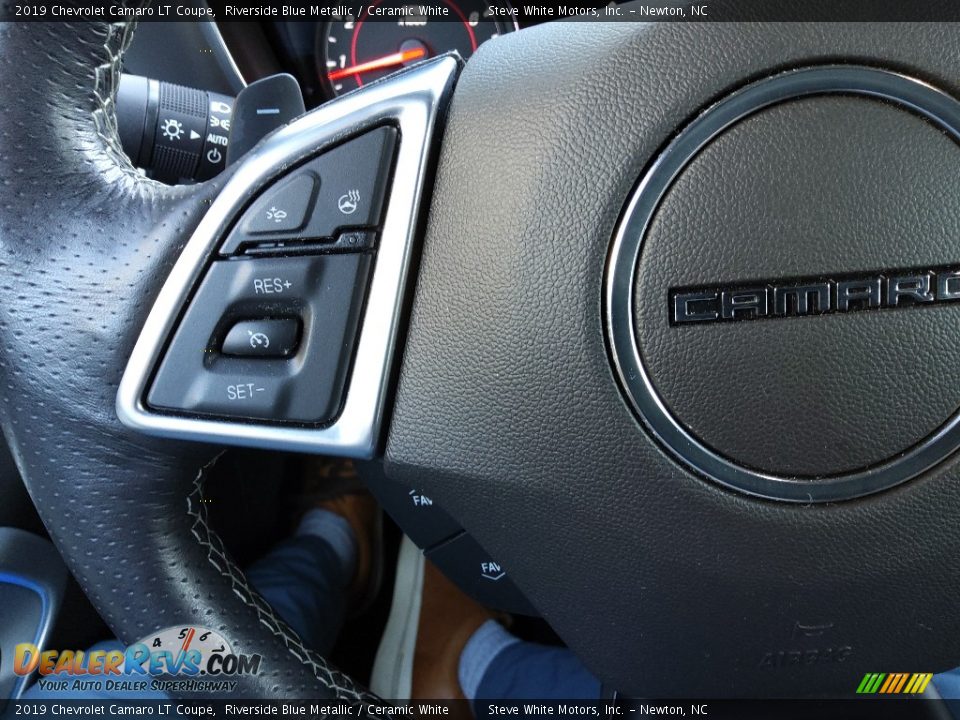 2019 Chevrolet Camaro LT Coupe Steering Wheel Photo #17