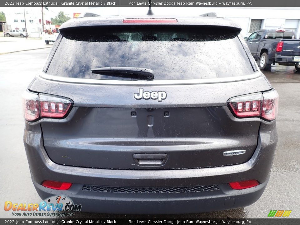 2022 Jeep Compass Latitude Granite Crystal Metallic / Black Photo #4