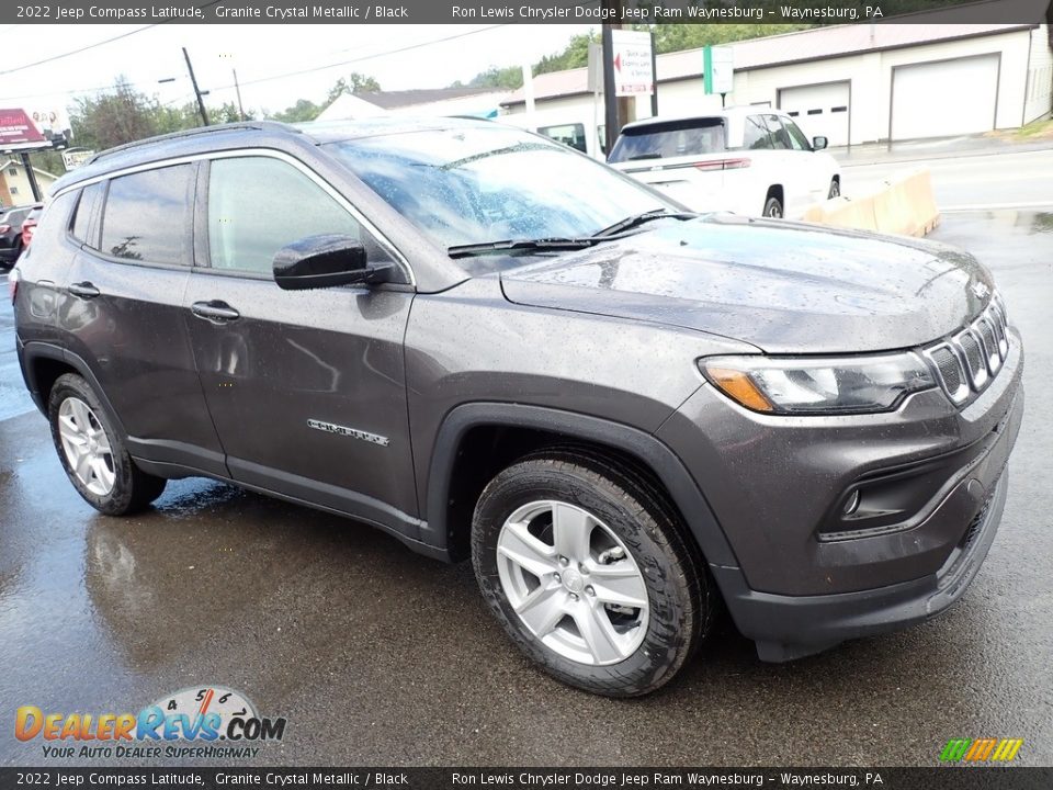 2022 Jeep Compass Latitude Granite Crystal Metallic / Black Photo #8