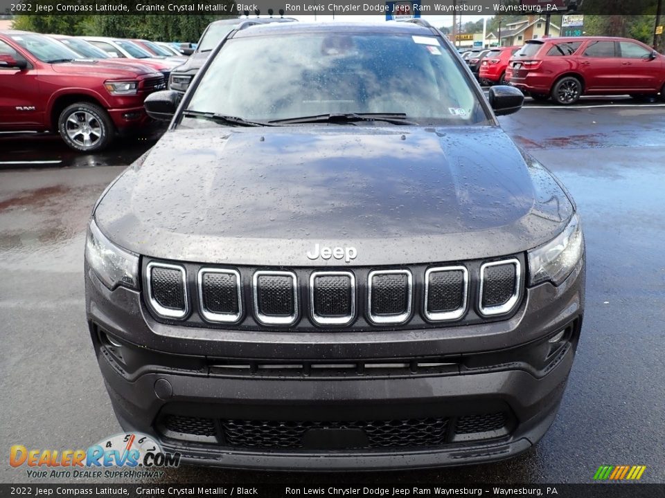 2022 Jeep Compass Latitude Granite Crystal Metallic / Black Photo #9