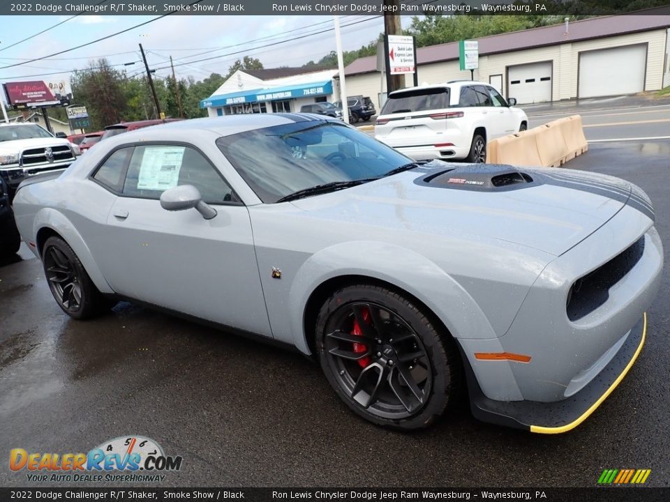 Front 3/4 View of 2022 Dodge Challenger R/T Shaker Photo #8