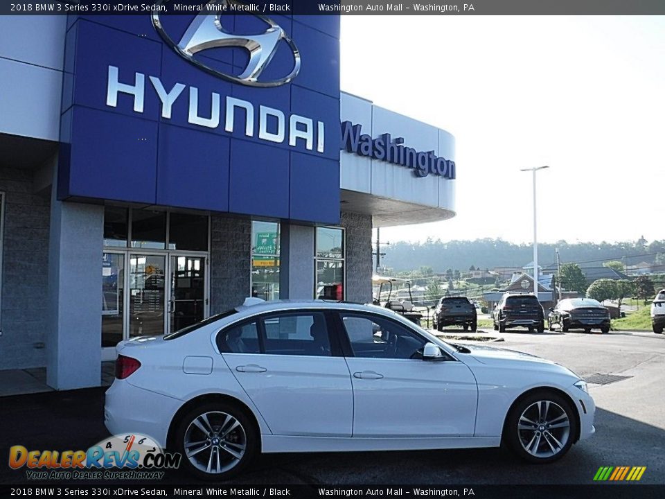 2018 BMW 3 Series 330i xDrive Sedan Mineral White Metallic / Black Photo #2