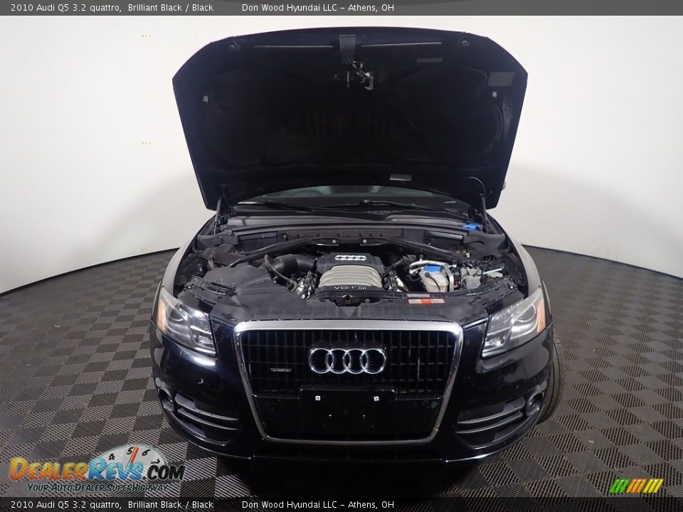 2010 Audi Q5 3.2 quattro Brilliant Black / Black Photo #7
