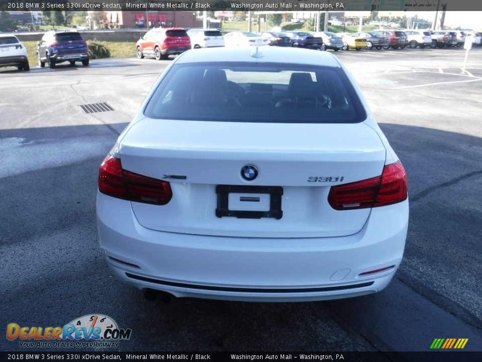 2018 BMW 3 Series 330i xDrive Sedan Mineral White Metallic / Black Photo #8