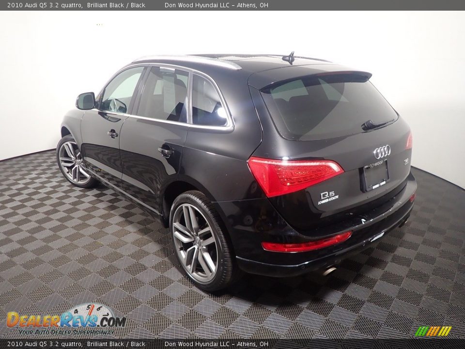 2010 Audi Q5 3.2 quattro Brilliant Black / Black Photo #10