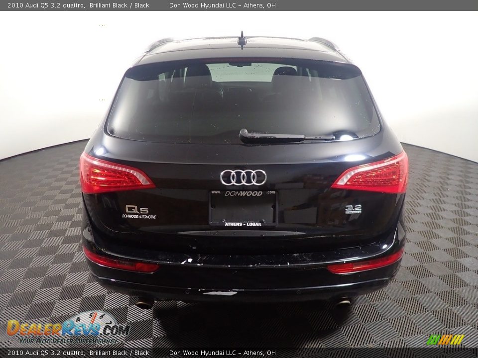 2010 Audi Q5 3.2 quattro Brilliant Black / Black Photo #11