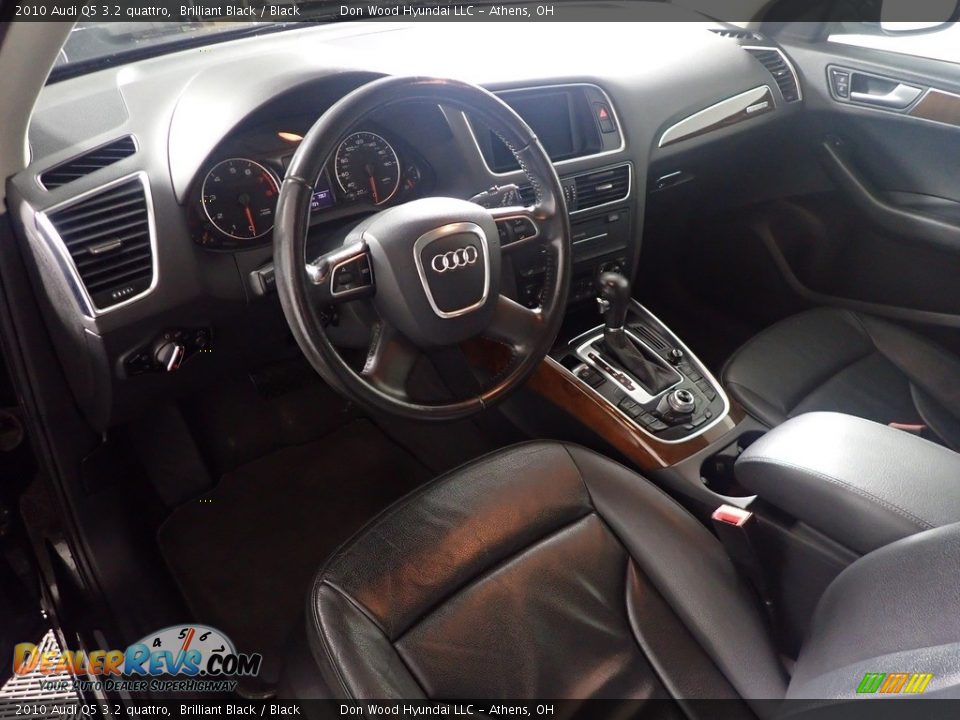 2010 Audi Q5 3.2 quattro Brilliant Black / Black Photo #16
