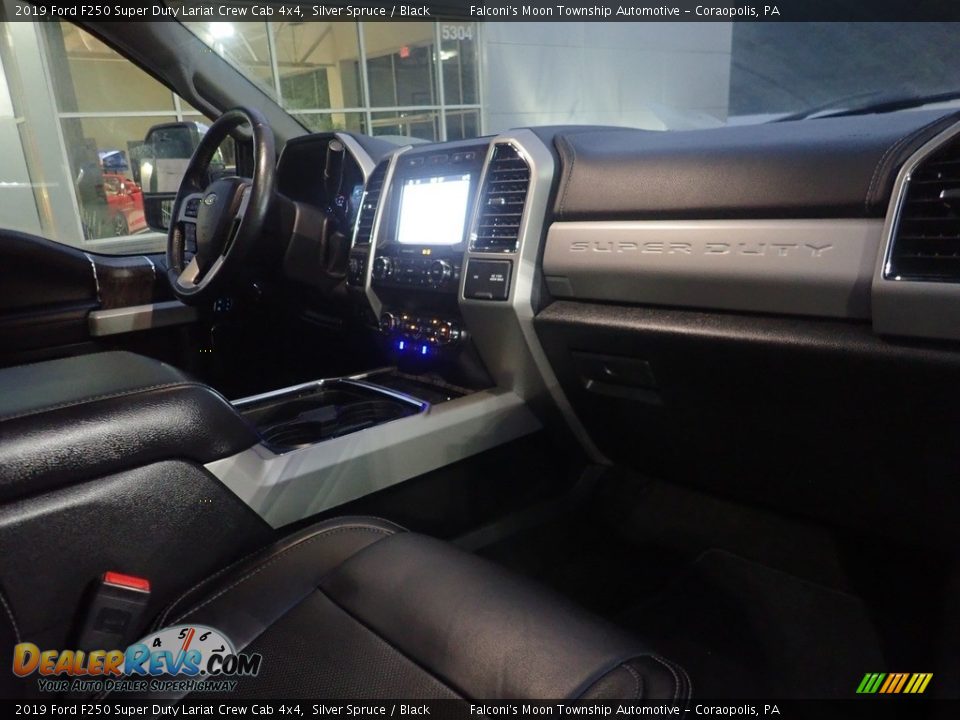 2019 Ford F250 Super Duty Lariat Crew Cab 4x4 Silver Spruce / Black Photo #10