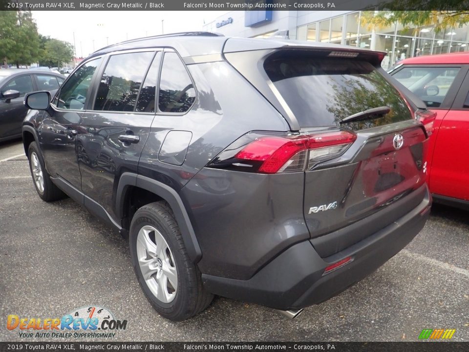 2019 Toyota RAV4 XLE Magnetic Gray Metallic / Black Photo #2