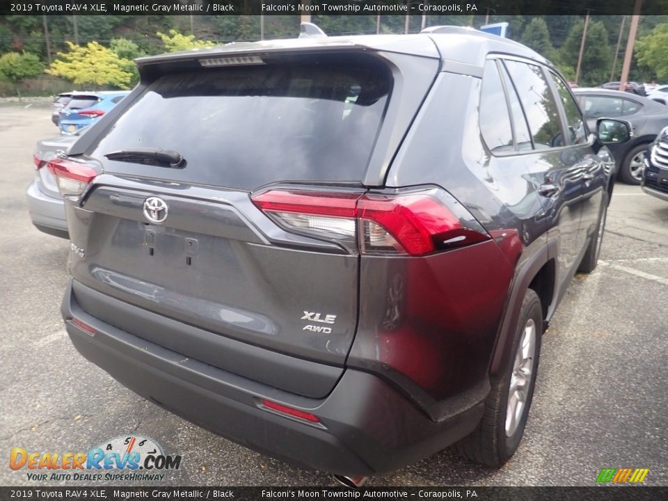 2019 Toyota RAV4 XLE Magnetic Gray Metallic / Black Photo #4