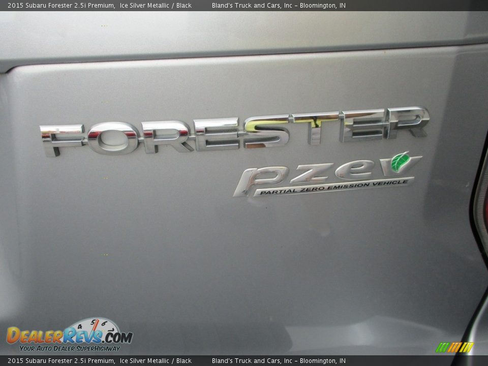 2015 Subaru Forester 2.5i Premium Ice Silver Metallic / Black Photo #29