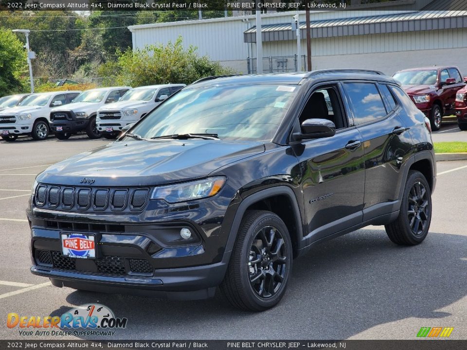 Front 3/4 View of 2022 Jeep Compass Altitude 4x4 Photo #1