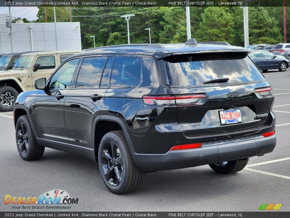 2023 Jeep Grand Cherokee L Limited 4x4 Diamond Black Crystal Pearl / Global Black Photo #4